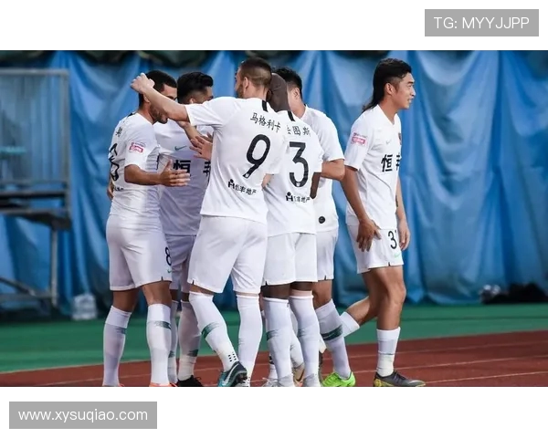 梅州客家与辽宁沈阳的激烈对决展现足球魅力与团队精神的巅峰较量 梅州客家与辽宁沈阳的激烈对决展现足球魅力与团队精神的巅峰较量