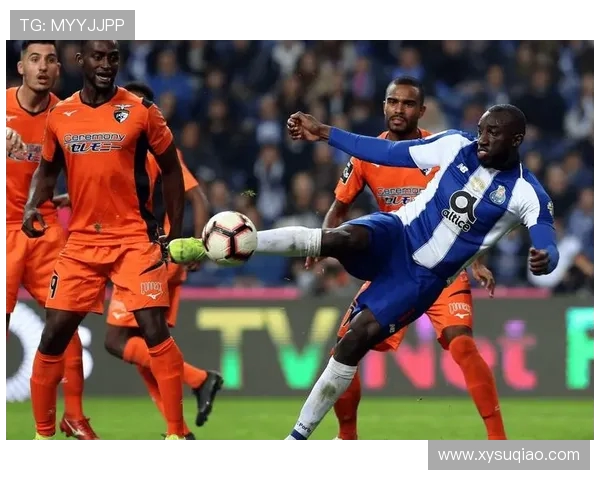 波尔图与尤文图斯激战正酣比分悬念引人关注